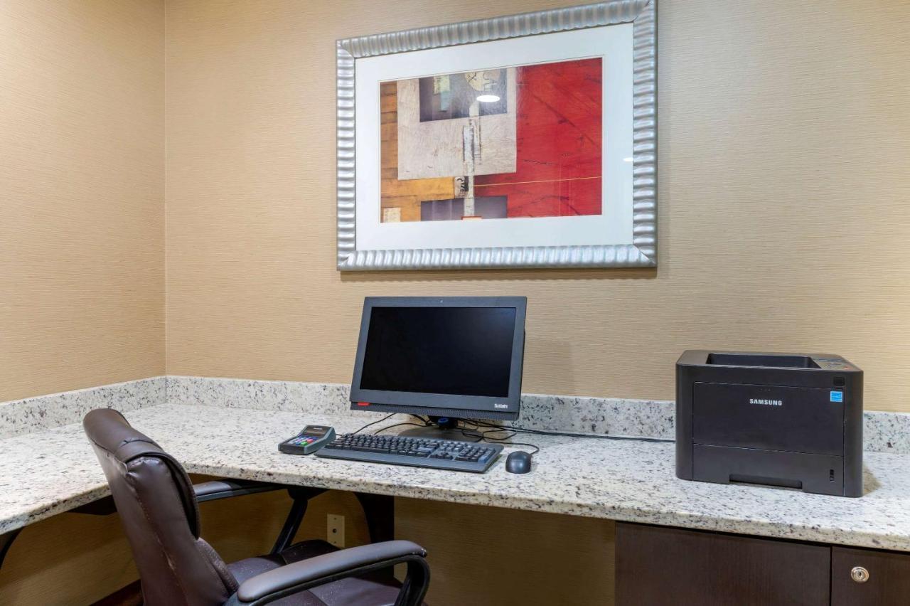 Comfort Suites Columbus Luaran gambar